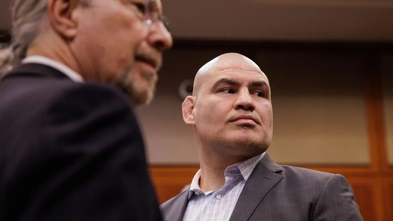 Mantan Juara UFC Cain Velasquez Bebas Bersyarat Usai Kasus Penembakan 2022