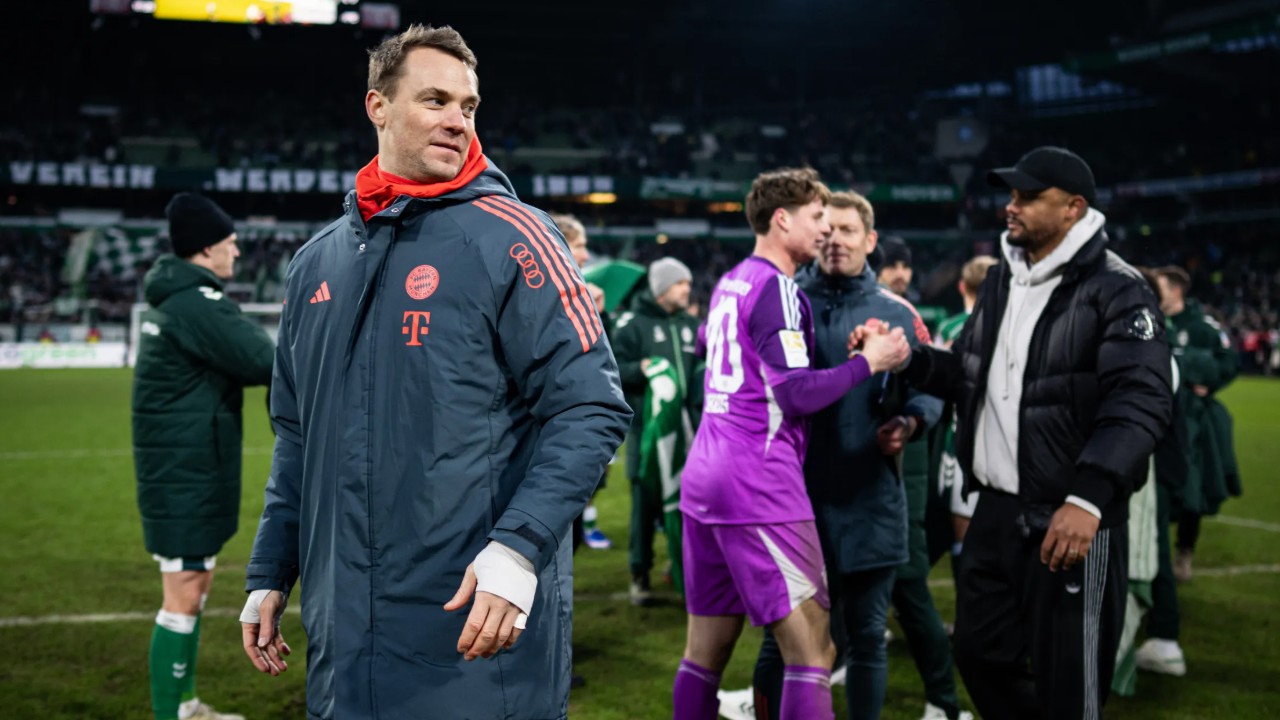 Punya Stok Kiper Melimpah, Max Eberl Santai dengan Masa Depan Manuel Neuer