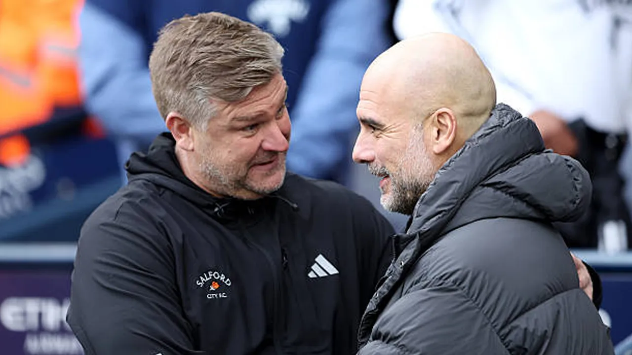 Salford City Hampir Kejutkan City, Karl Robinson Soroti Perkembangan Tim