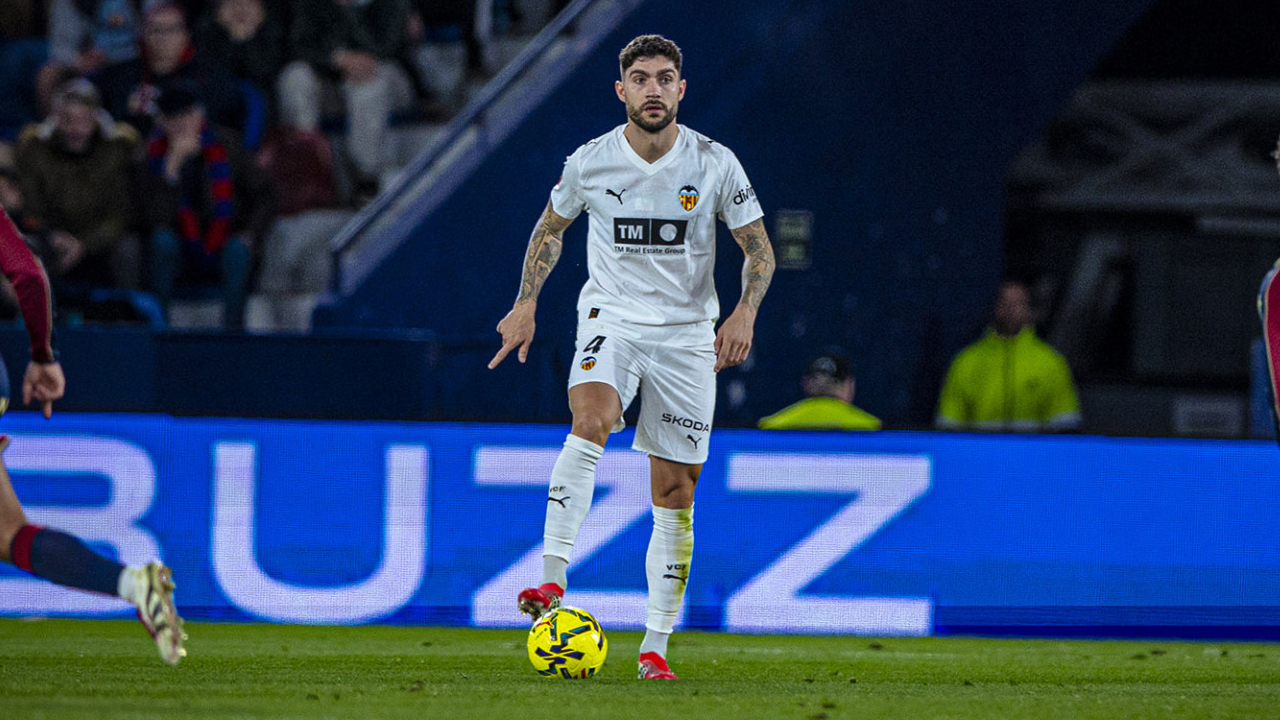 Unai Nunez Puas Usai Valencia Kalahkan Levante Sekaligus Clean Sheet