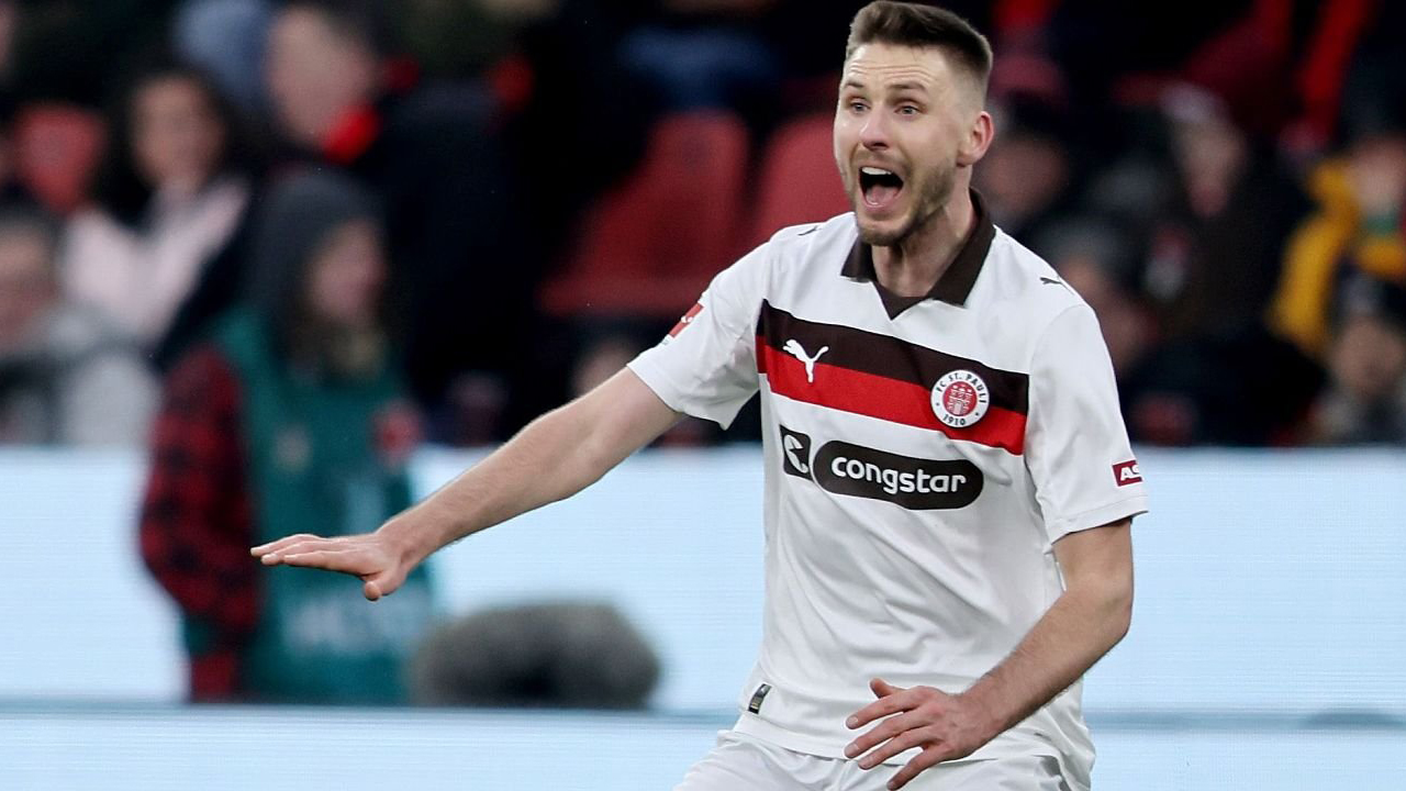 Usai Dihajar Leverkusen, Karol Mets Akui St Pauli Tampil Buruk
