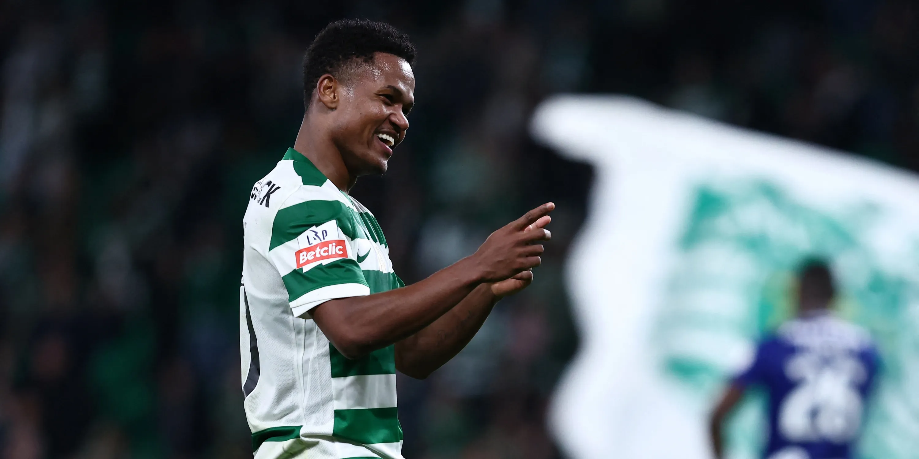 Aston Villa Incar Winger Lincah dengan Harga Lebih Murah Musim Ini - sumber: (givemesport)