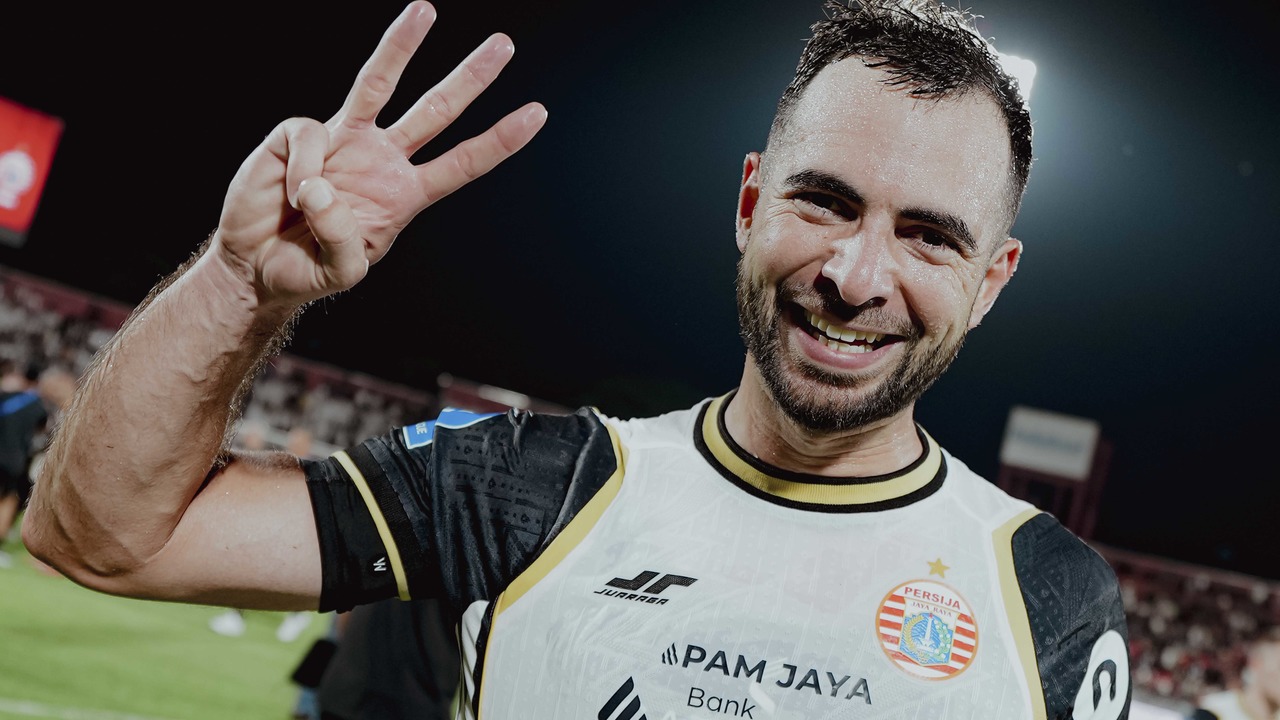 Dipasang Sebagai Gelandang, Jordi Amat Raih Man of The Match