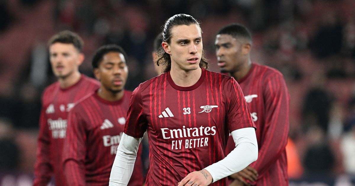 Kabar Cedera Arsenal: Calafiori, White, Odegaard Jelang Wolves