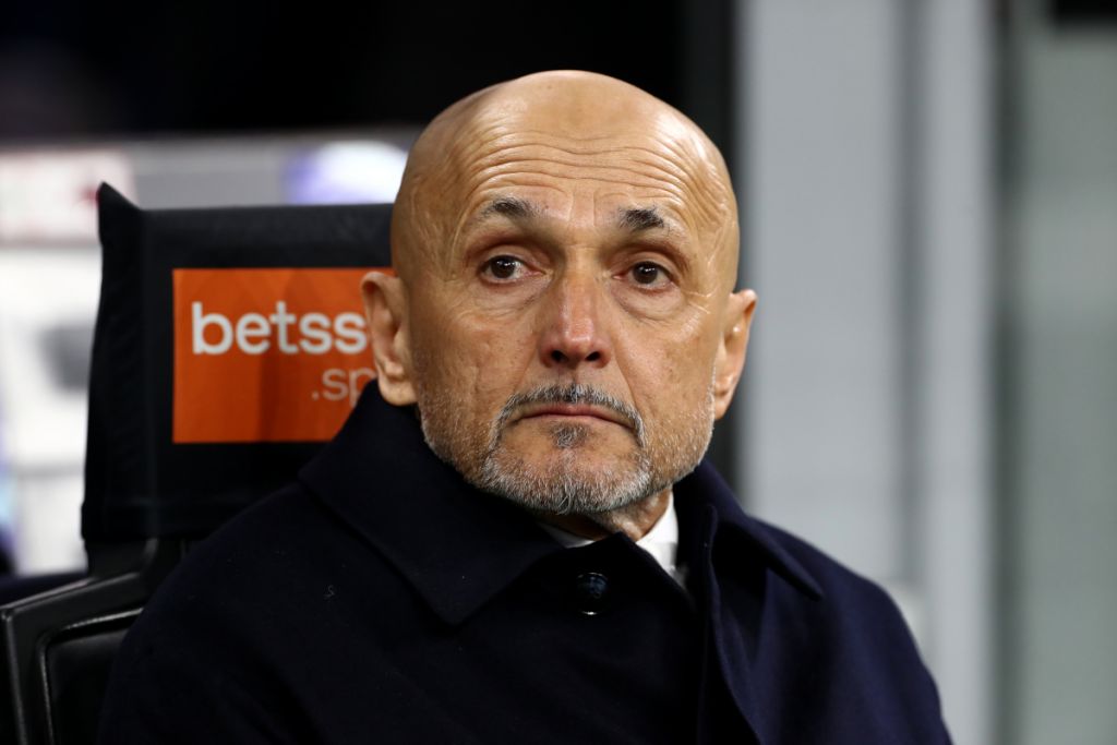 Spalletti Kritik Chivu tapi Bela Bastoni usai Kontroversi Inter 3