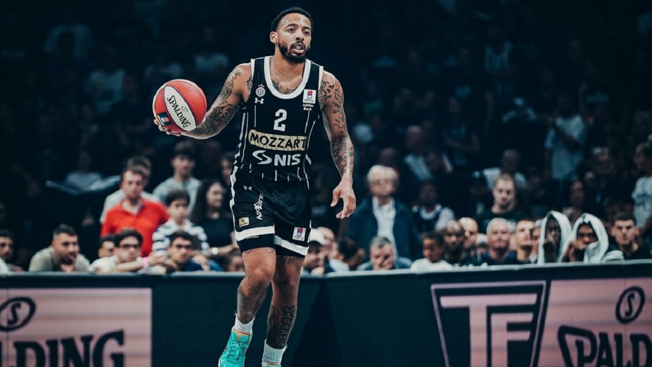 Carlik Jones Diprediksi Comeback Pada Laga Versus Fenerbahce