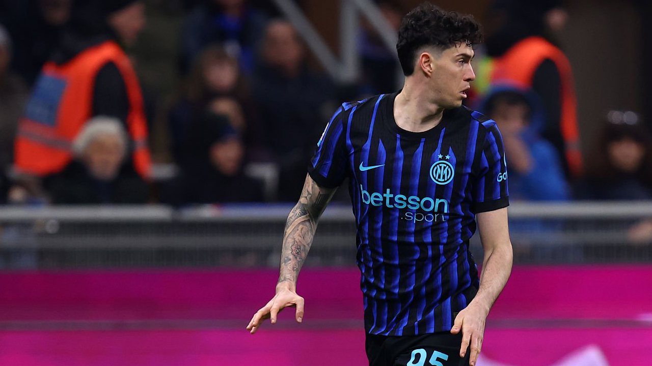 Diteror di Medsos, Alessandro Bastoni Tegaskan Mentalnya Tetap Kuat