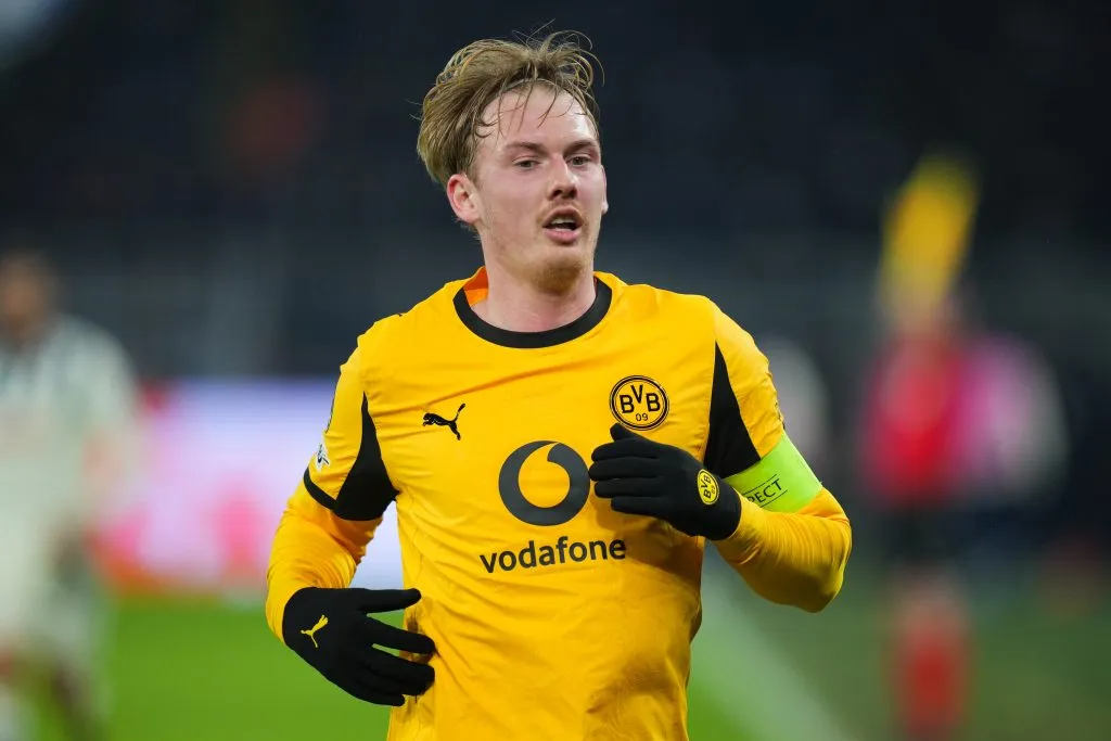 Julian Brandt Ubah Stres Jadi Kemenangan Liga Champions untuk Dortmund - sumber: (getfootballnewsgermany)