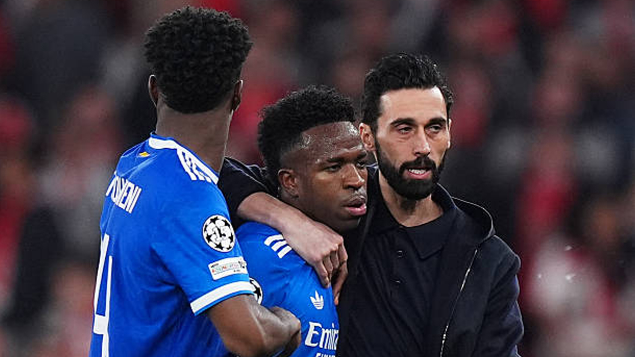 Lawan Rasisme, Alvaro Arbeloa Tegaskan Dukungan untuk Vinicius Junior