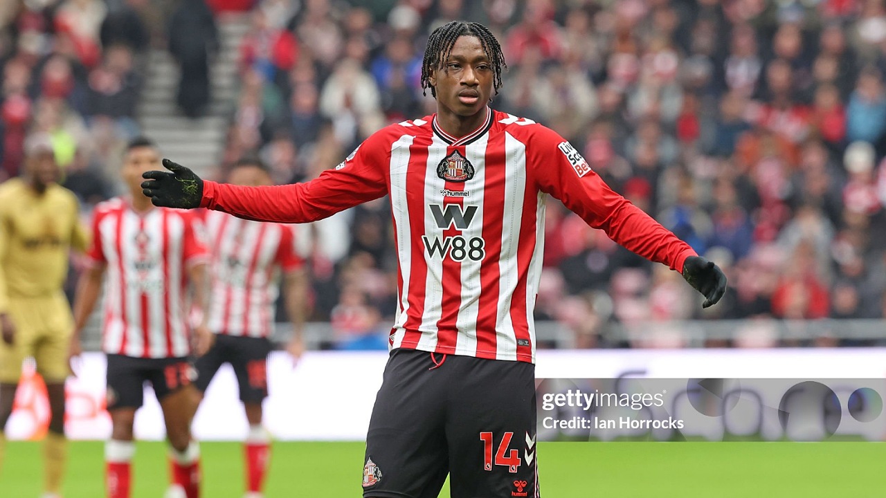 Le Bris Tegaskan Romaine Mundle Bisa Jadi Pemain Kunci Sunderland