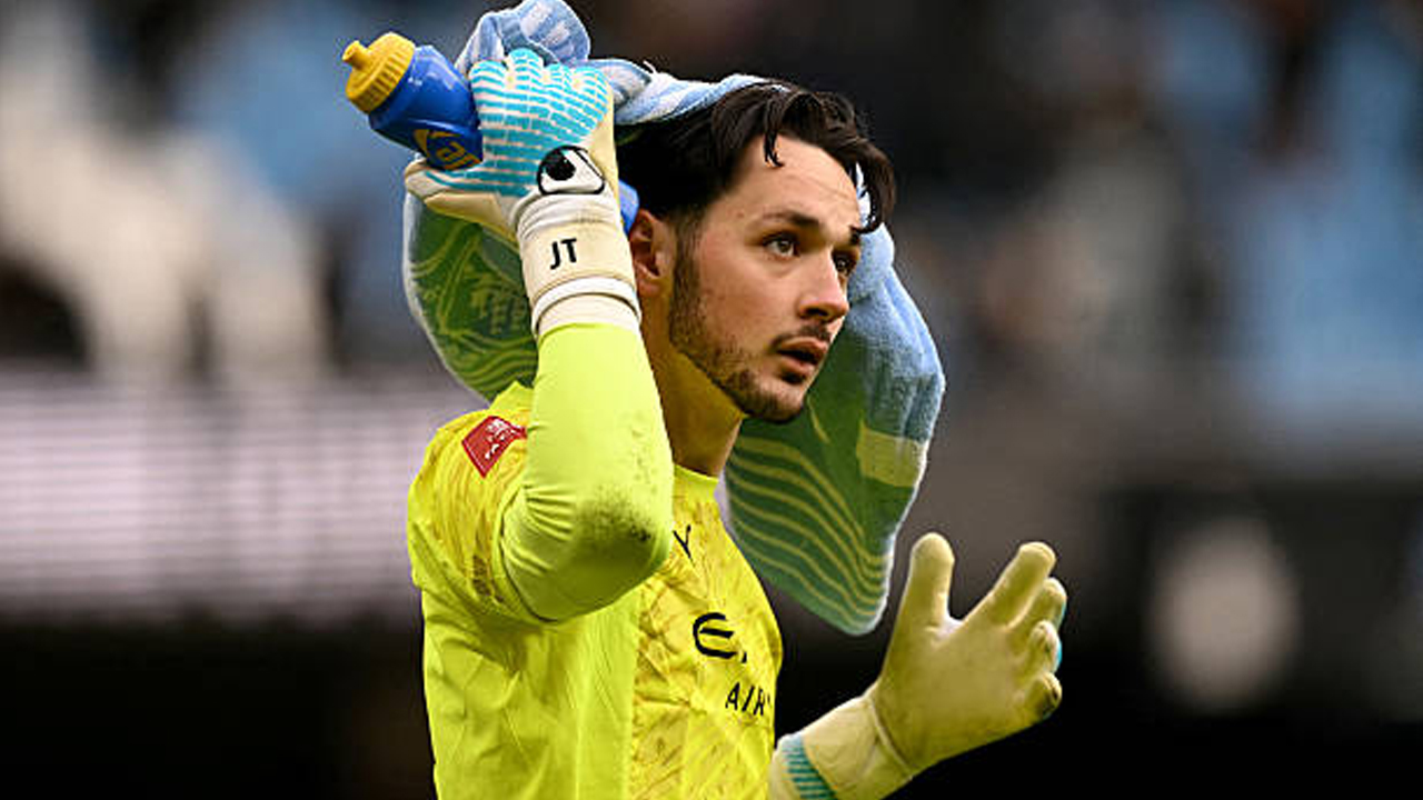 Masa Depan James Trafford Tak Pasti, West Ham United Pasang Kuda-kuda