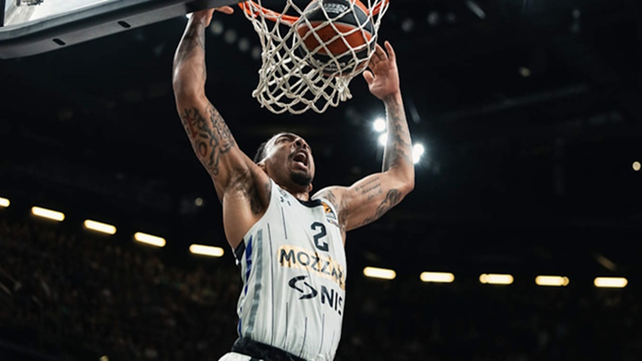 Partizan Mozzart Berharap Kembali Diperkuat Carlik Jones