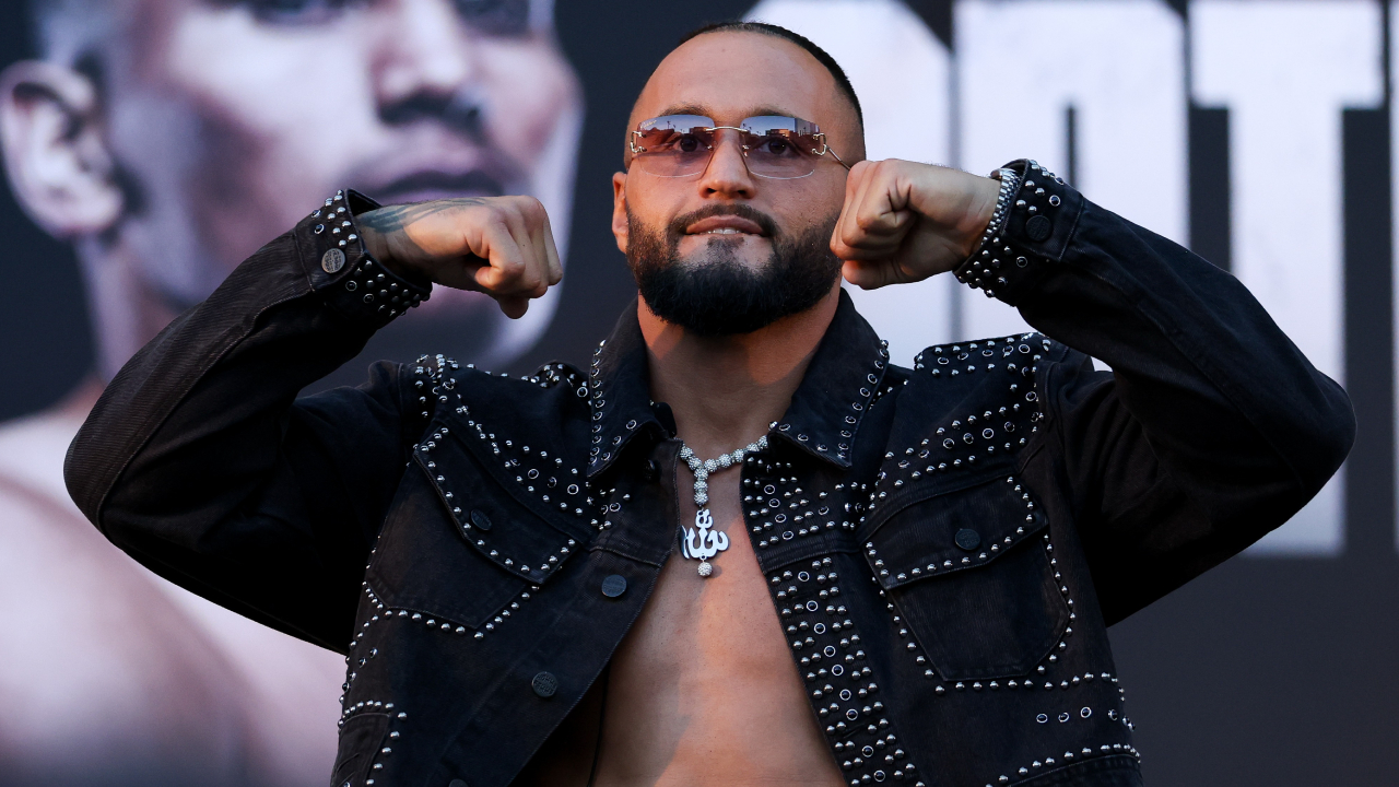 Robin Safar Tuduh Chris Billam-Smith Hindari Duel di Kelas Penjelajah