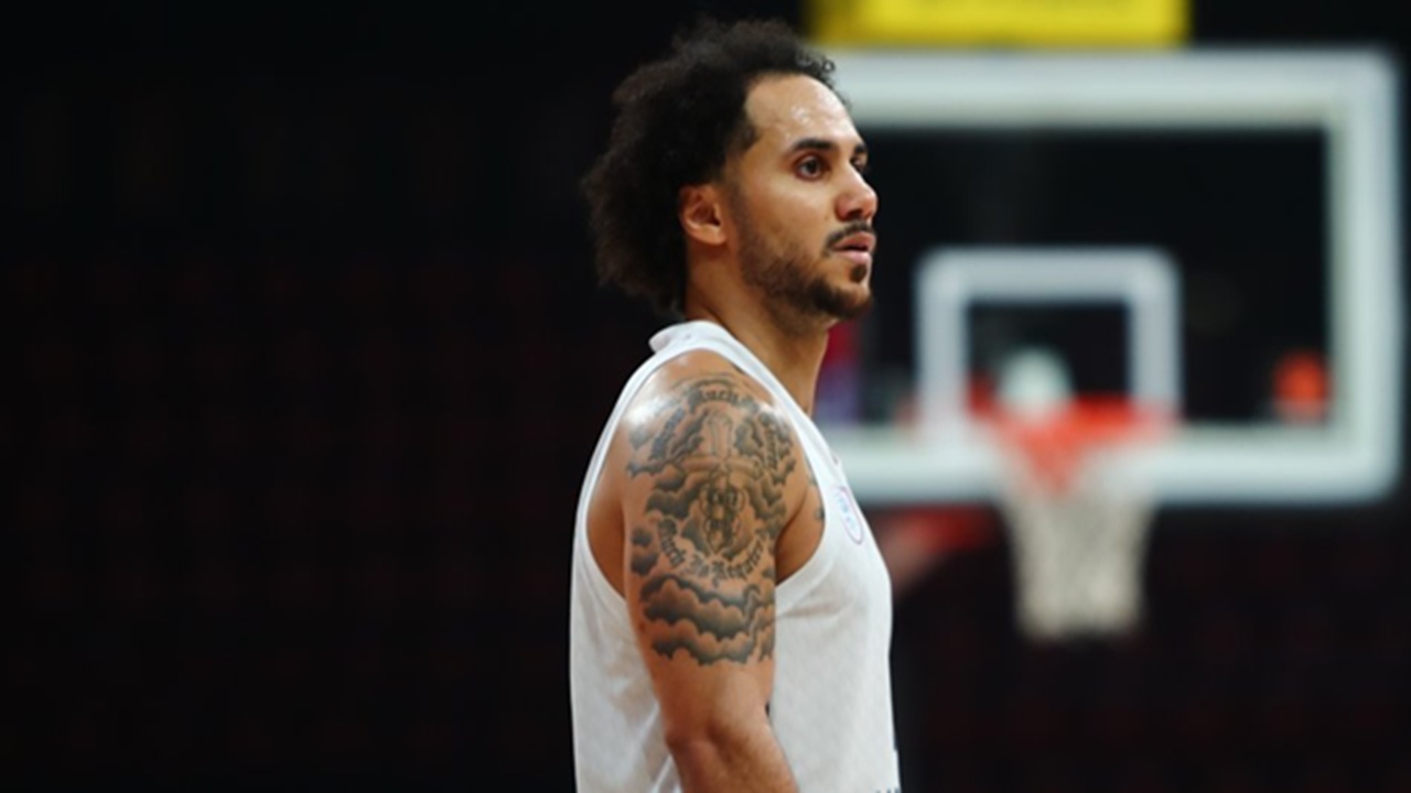 Shane Larkin Kembali Menambah Kekuatan Anadolu Efes Jelang Piala Turki