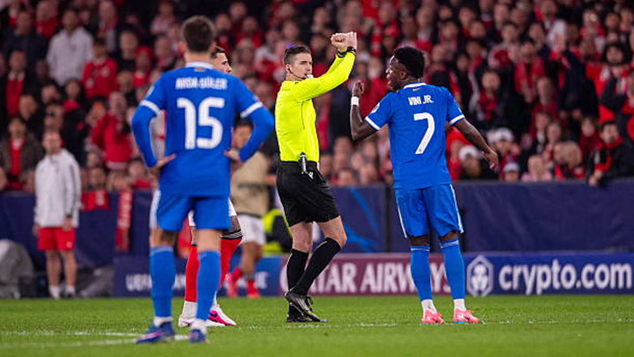 Vinicius Junior Laporkan Dugaan Rasisme, Protokol UEFA Diterapkan Wasit