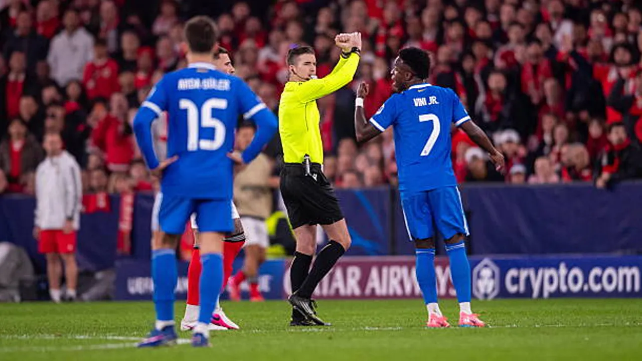 Vinicius Junior Laporkan Dugaan Rasisme, Protokol UEFA Diterapkan Wasit