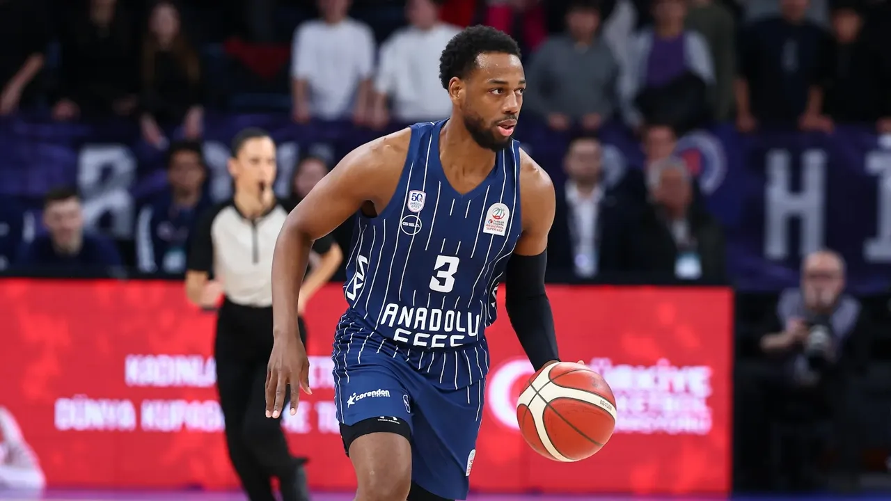 Anadolu Efes Tantang Besiktas di Semifinal Piala Turki