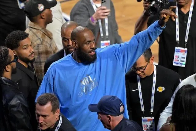 Lakers Siapkan Opsi untuk Masa Depan LeBron James - sumber: (mainbasket)