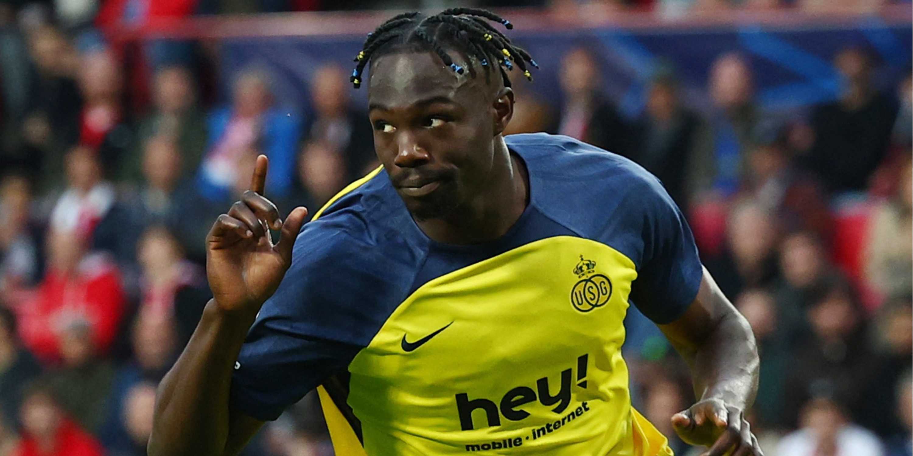 Leeds Berupaya Gaet Striker Muda yang Dianggap Mirip Osimhen