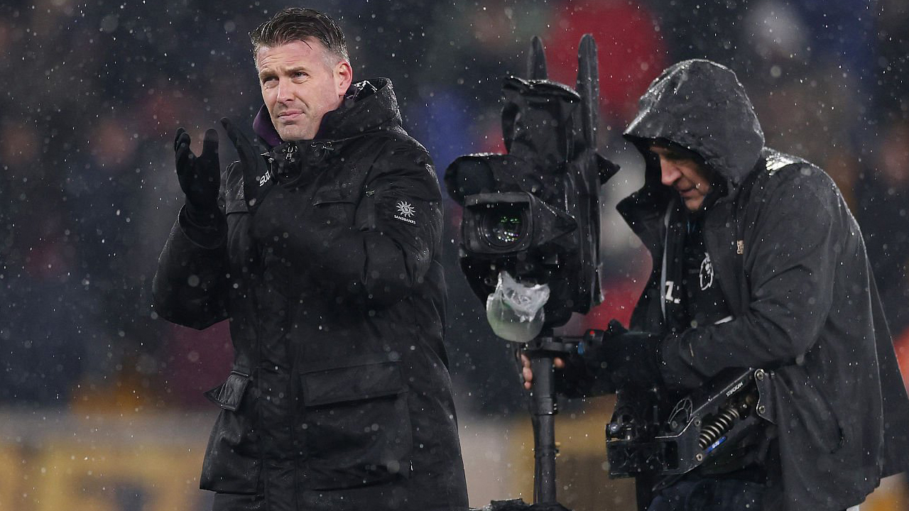 Rob Edwards Puas Wolves Tahan Imbang Arsenal di Molineux