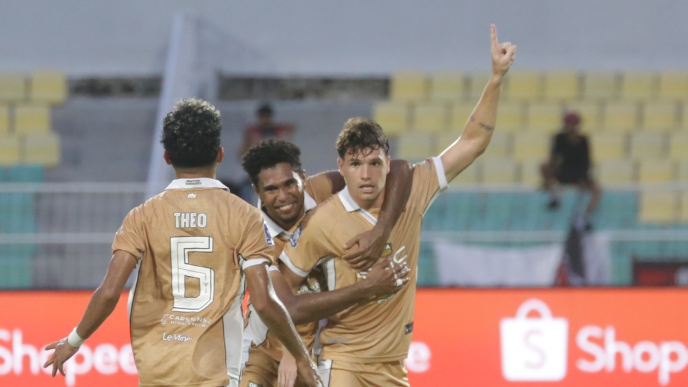 Vico Duarte Tampil Gemilang, Dewa United Semakin Mengancam