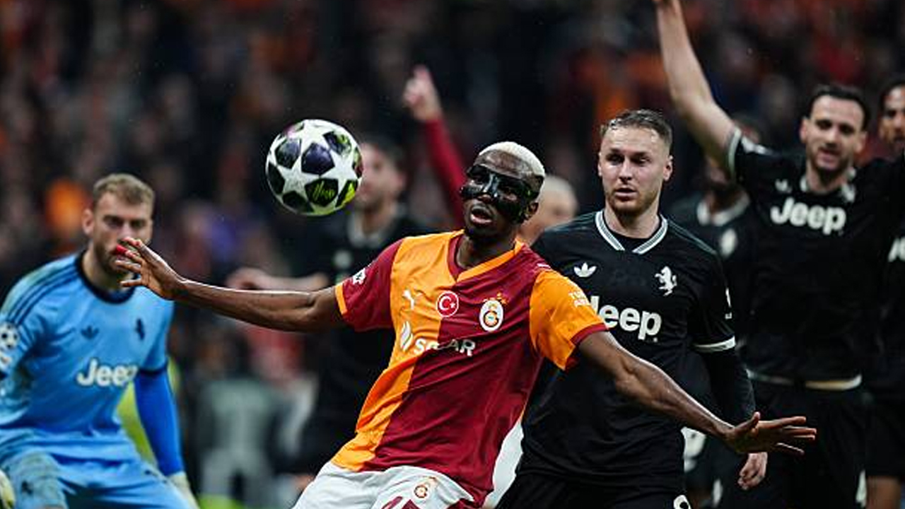 Victor Osimhen Bersinar Lawan Juventus, Akui Nyaris Gabung Bianconeri