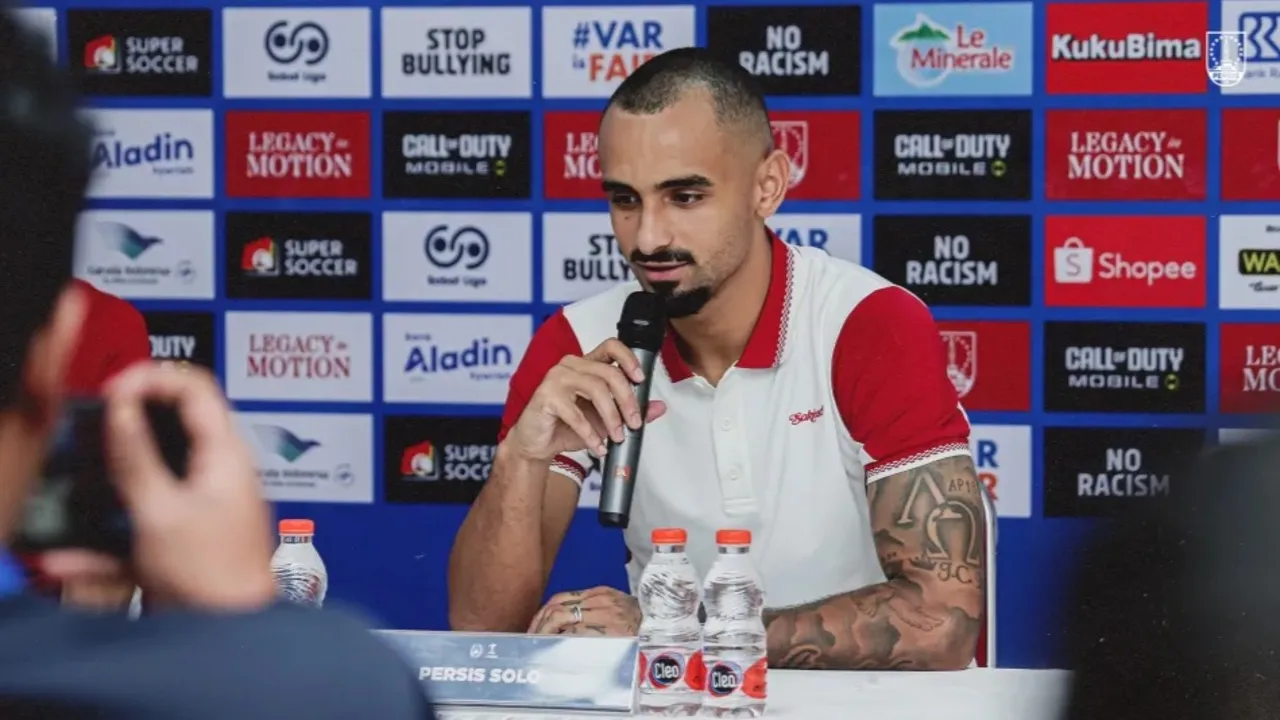 Penyerang Persis Solo, Bruno Gomes