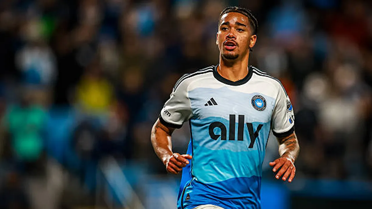 Idan Toklomati Resmi Perpanjang Kontrak Jangka Panjang Bersama Charlotte FC