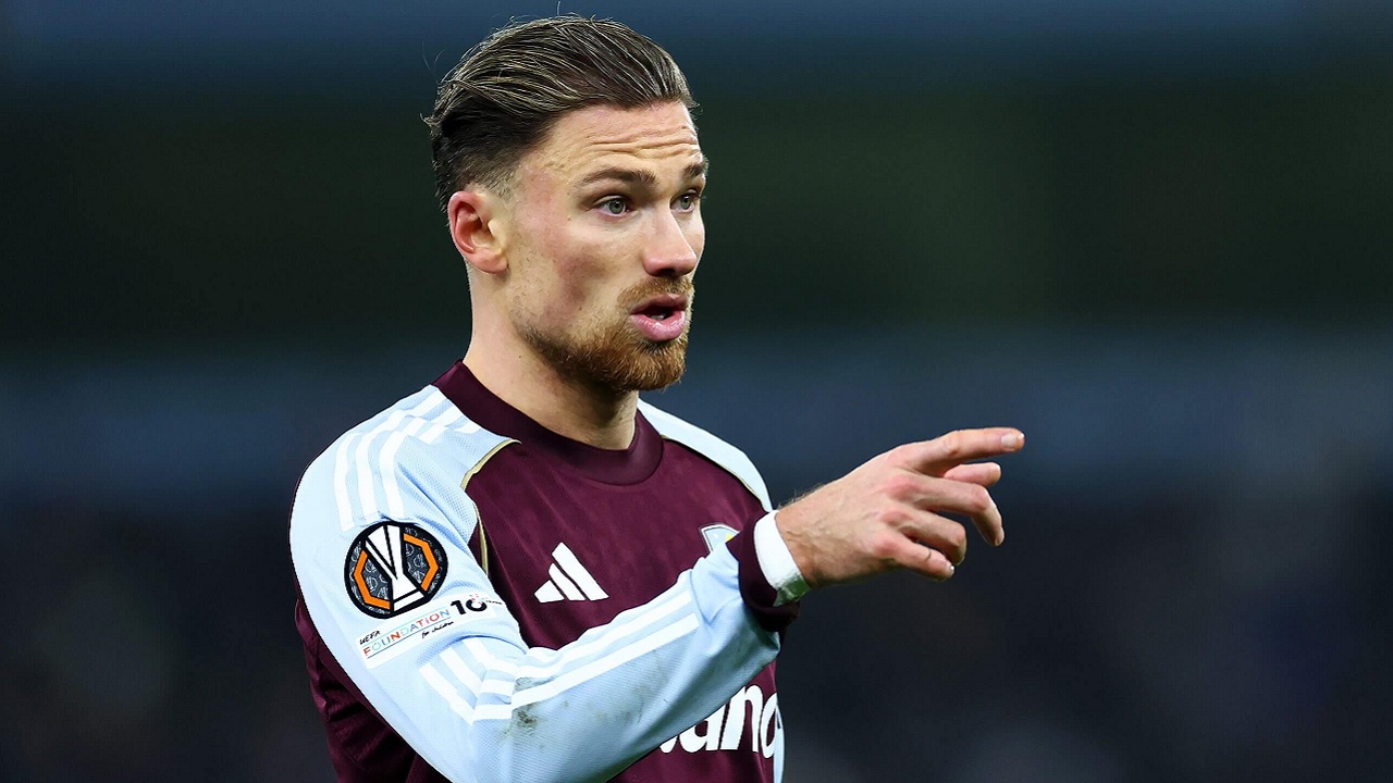 Matty Cash Sudah Bisa Kembali Bermain Dalam Laga Versus Leeds