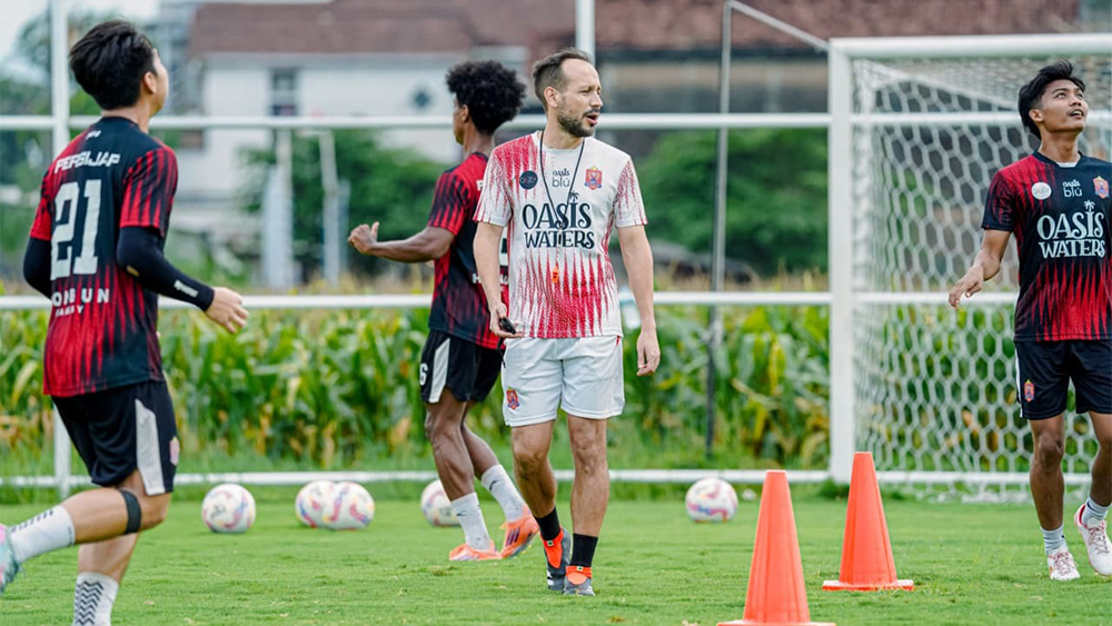 Persijap Bertekad Taklukkan Persebaya di Laga Krusial