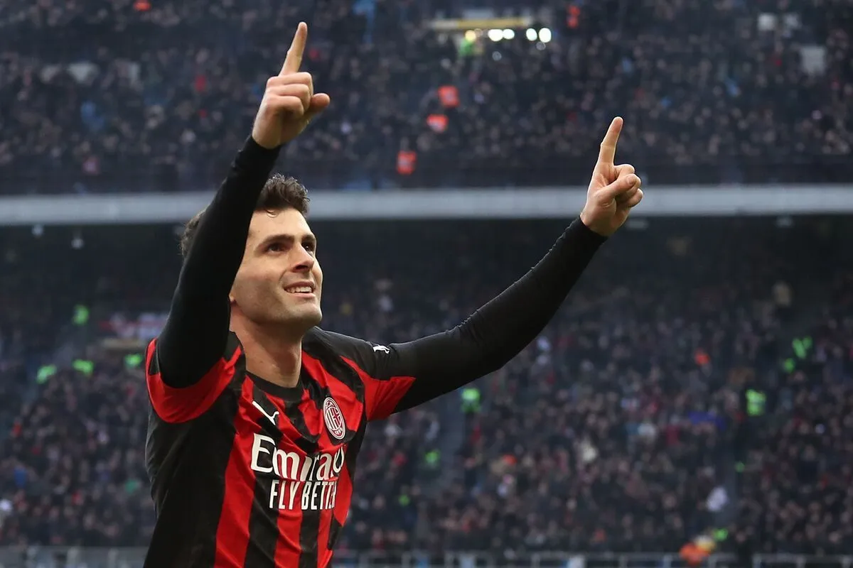 Pulisic Buat Terkesima Bintang Milan dengan Kemampuan Berbahasa Italia - sumber: (footballitalia)