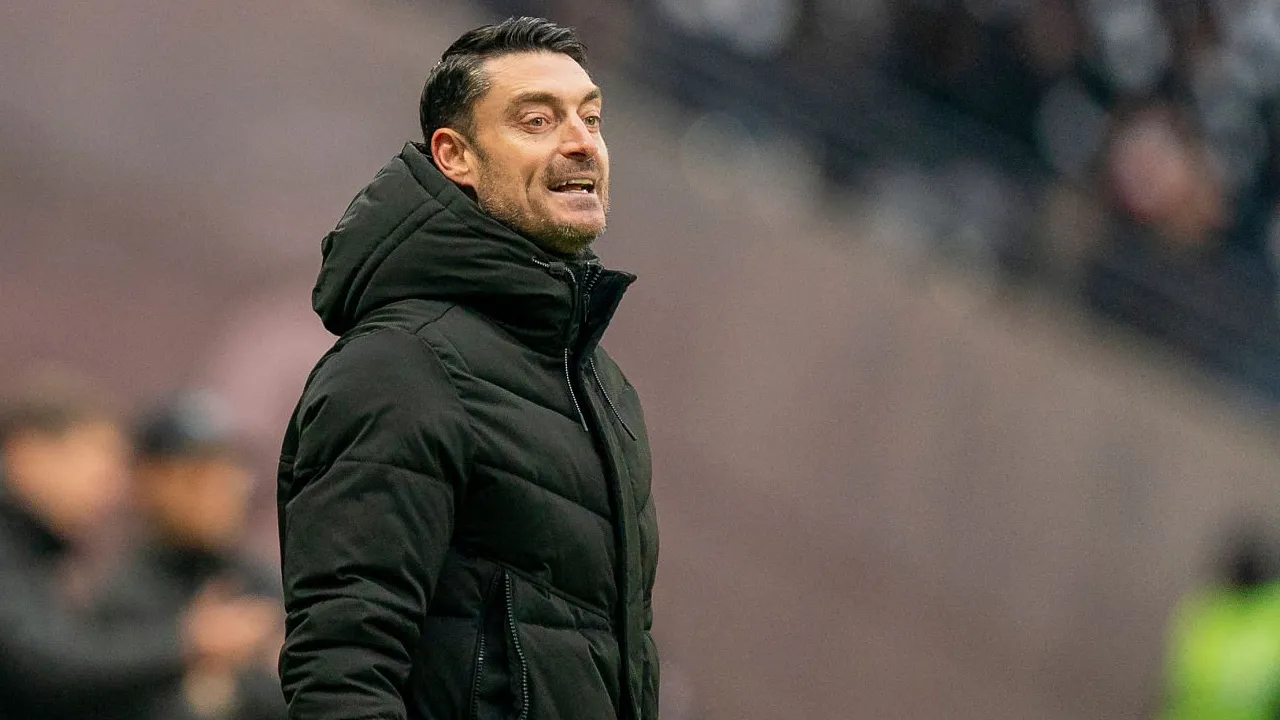 Albert Riera Targetkan Frankfurt Curi Tiga Poin di Markas Bayern Munich