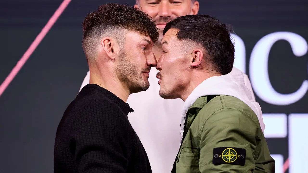 Josh Warrington dan Leigh Wood Lolos Timbangan Jelang Rematch Mereka