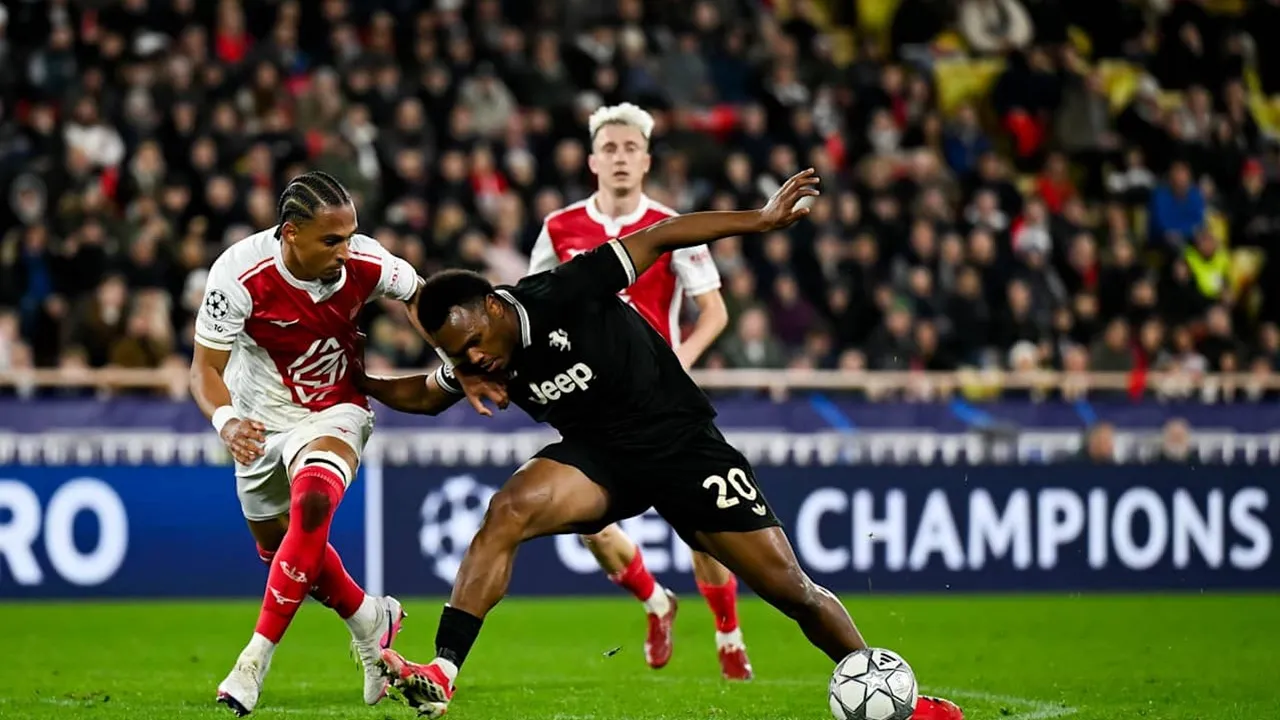 Lois Openda Difavoritkan Starter saat Juventus Hadapi Como