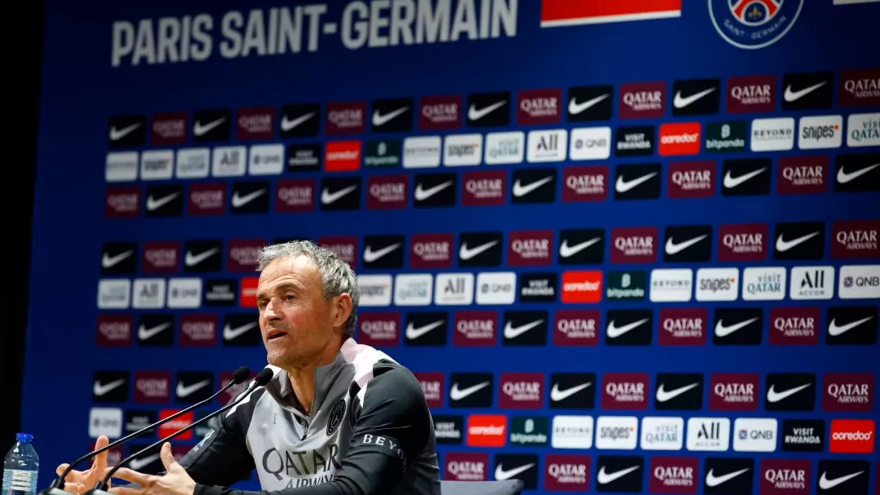 Luis Enrique Nyatakan Tekad PSG Raih Tiga Poin Lawan Metz
