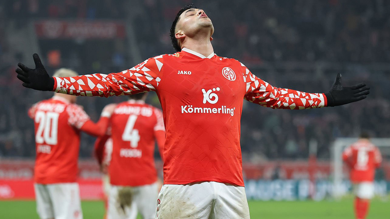 Nadiem Amiri: Mainz Kehilangan Dua Poin Saat Hadapi Hamburg