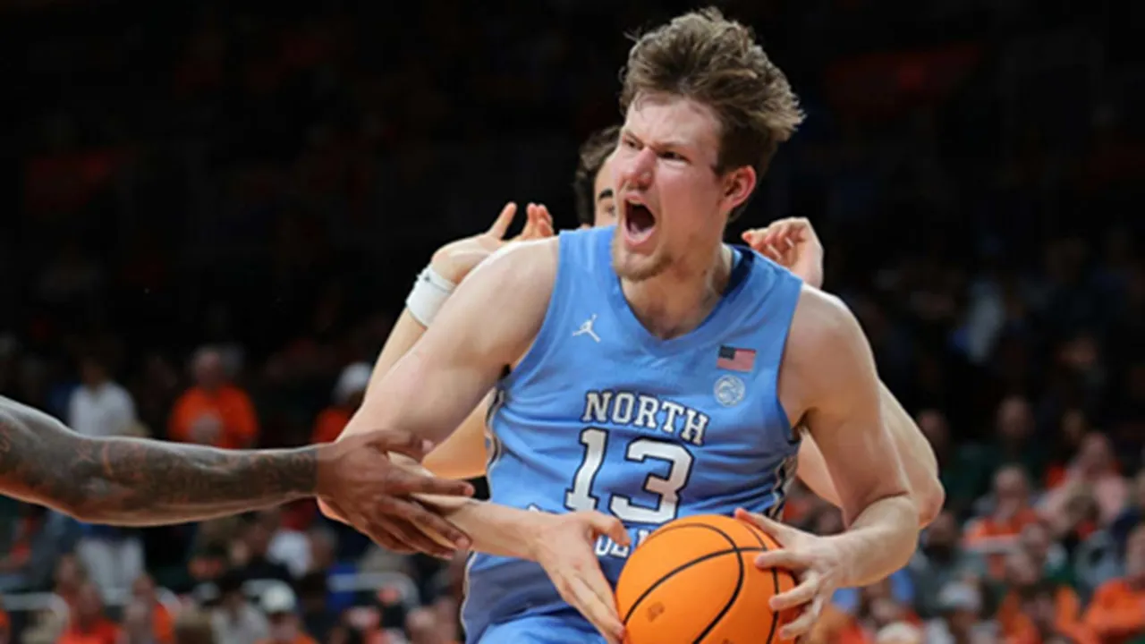 Pelatih North Carolina Jelaskan Kondisi Vesser dan Wilson