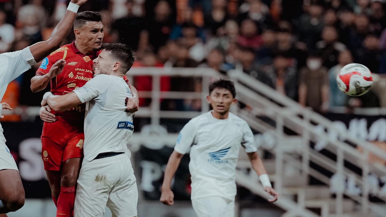 Persija Jakarta 2-1 PSM Makassar, Macan Kemayoran Samai Poin Persib