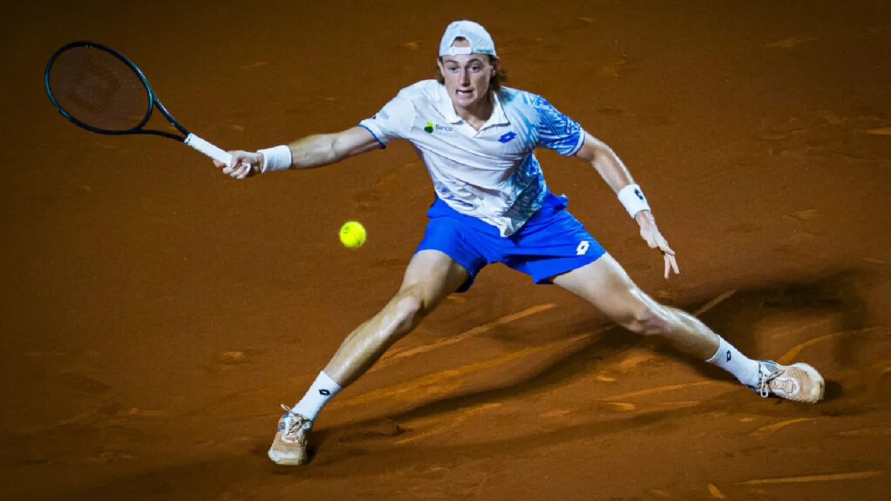 Selamat Dari Lawan Dan Hujan, Ignacio Buse Jadi Semifinalis Rio Open