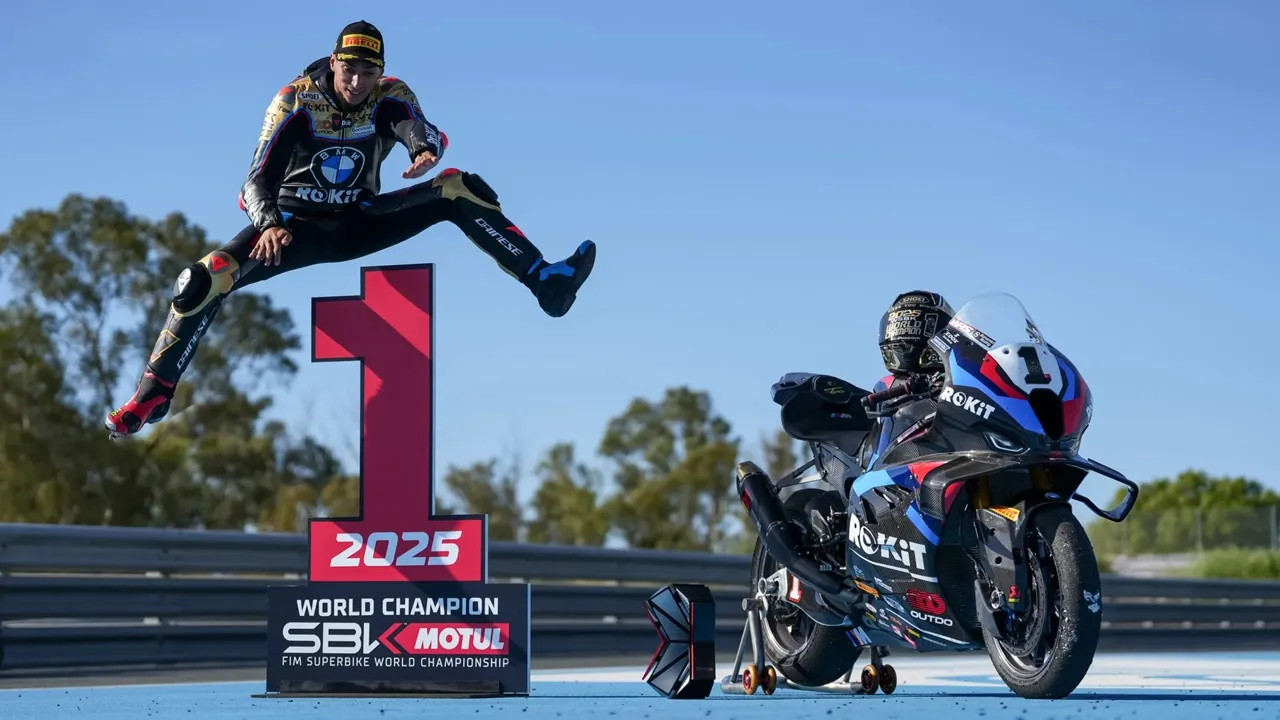 Toprak Razgatlioglu juara WSBK 2025