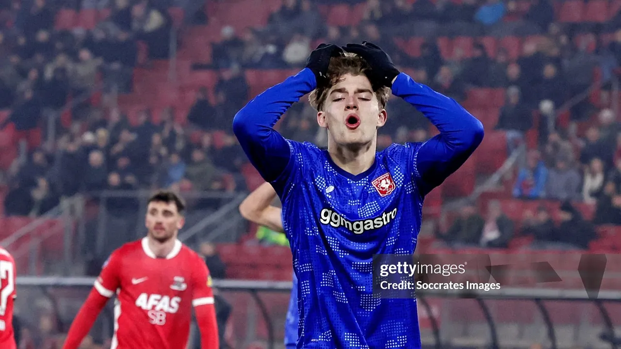 Aston Villa Incar Wonderkid FC Twente, Ruud Nijstad