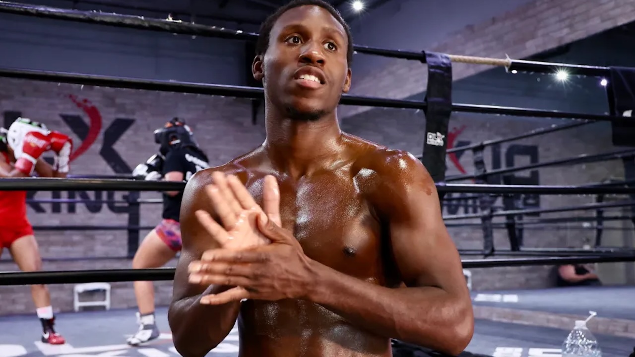 Bruce Carrington Tantang Naoya Inoue Jelang Duel dengan Nakatani