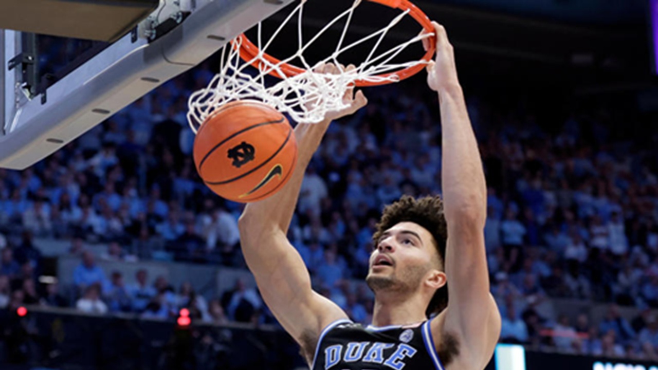 Cameron Boozer Antarkan Duke Tumbangkan Michigan