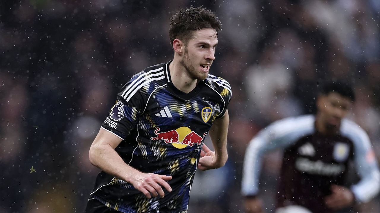 Daniel Farke Puji Performa Anton Stach Saat Hadapi Aston Villa