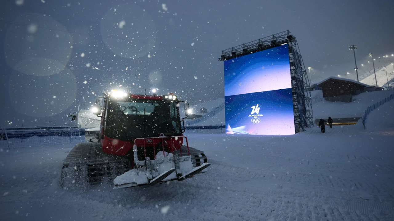 Final Halfpipe Putri Olimpiade Musim Dingin 2026 Ditunda karena Cuaca