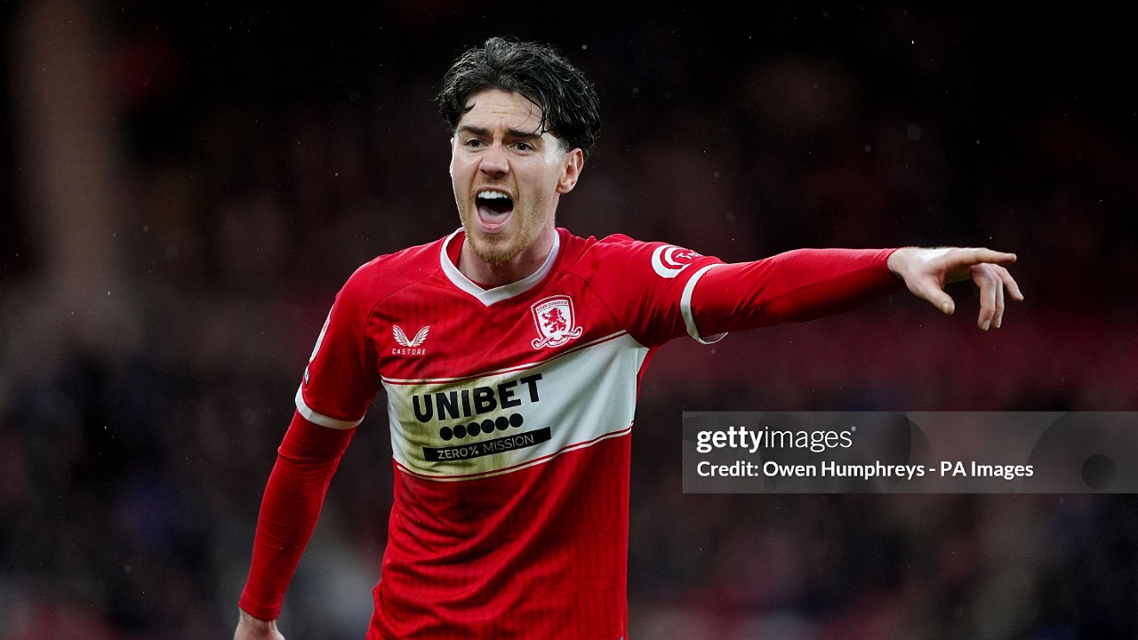 Fulham Masuk, Perburuan Hayden Hackney Memanas