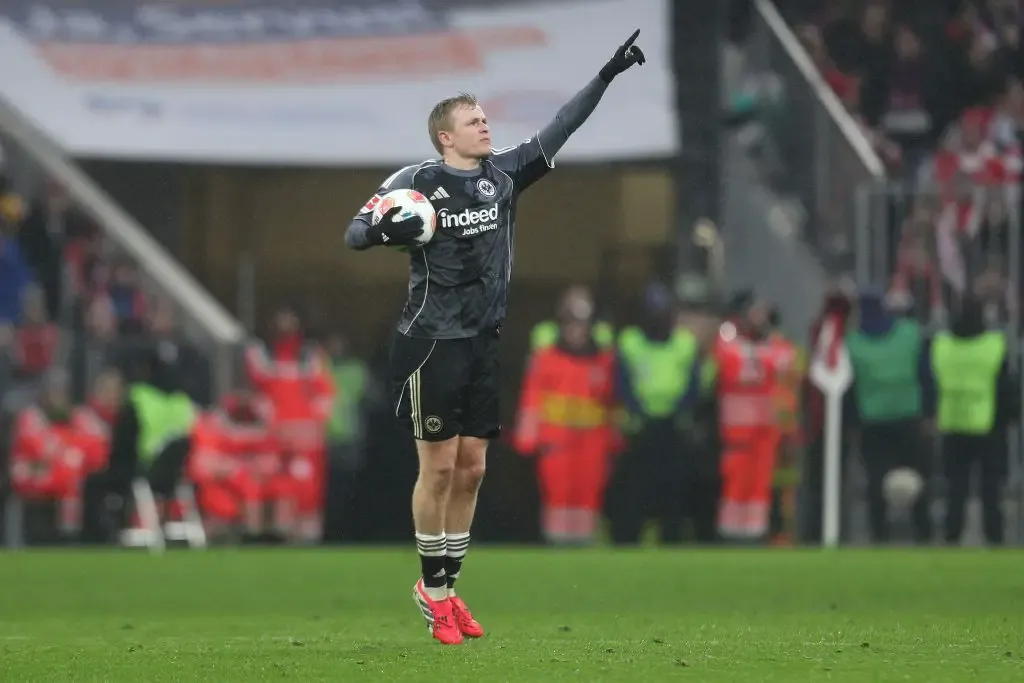 Jonathan Burkardt: Kembali Beraksi di Bawah Pelatih Baru Frankfurt
