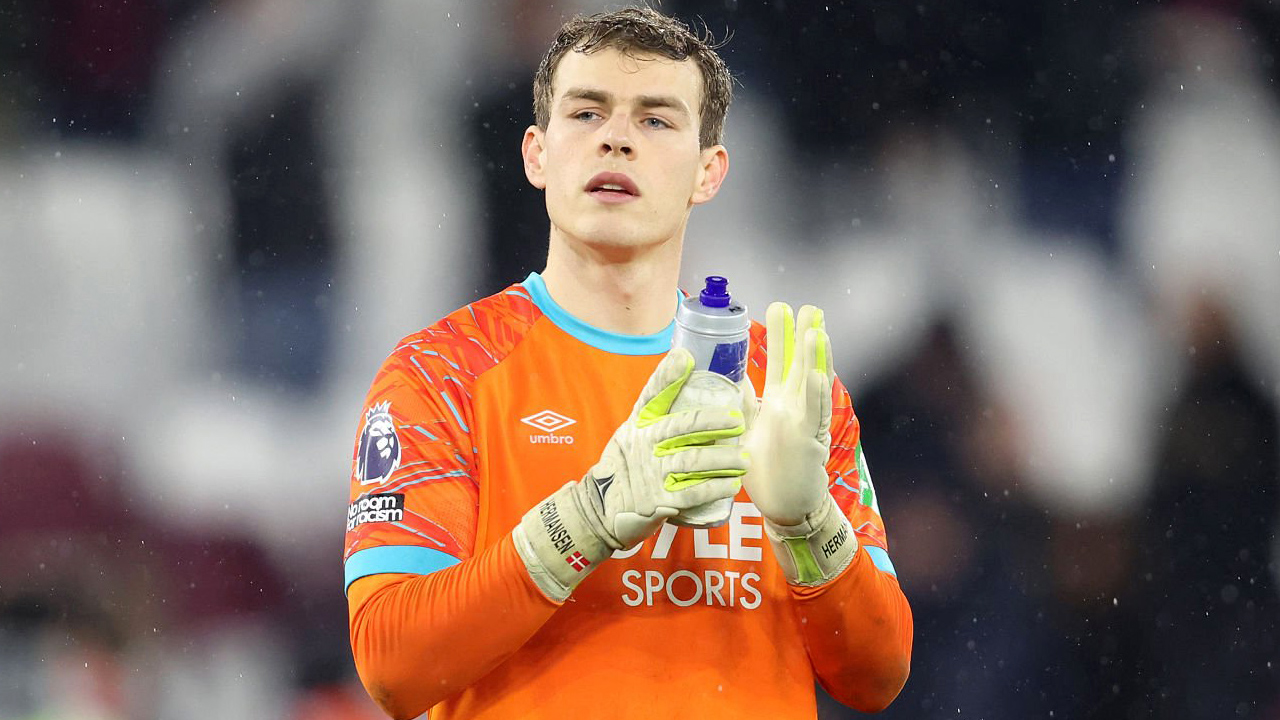 Mads Hermansen Puas Meski West Ham Ditahan Imbang Bournemouth