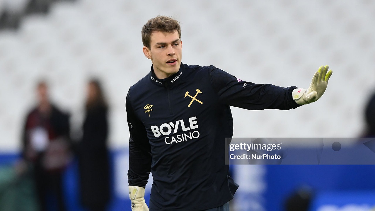 Nuno Ungkap Alasan Pilih Mads Hermansen Ketimbang Alphonse Areola