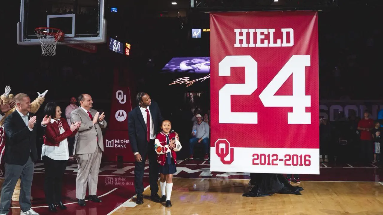 Oklahoma Sooners Pensiunkan Jersey Nomor 24 Milik Buddy Hield